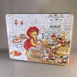 Vintage Enesco Lucy Riggs Holiday Baking Bear Tin